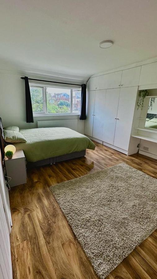 Cozy Home In A Peaceful Area Hayes  Extérieur photo